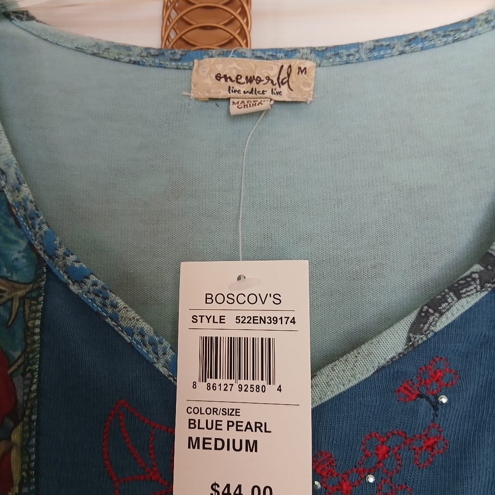 ONE WORLD TOP - Picture 2 of 8